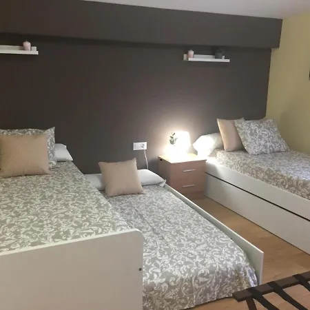 Apartment Turisticos Clavero 2 *